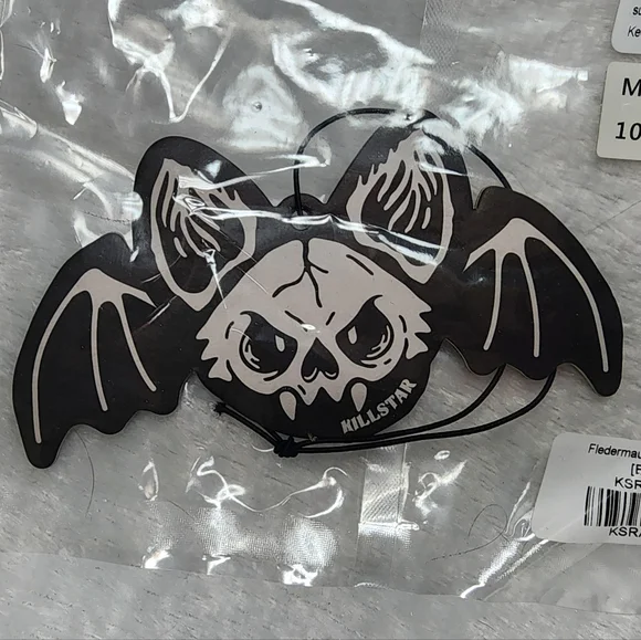 Killstar Fledermaus Vampire Bat Air Freshener - Picture 3 of 4